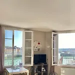 Vue Port 